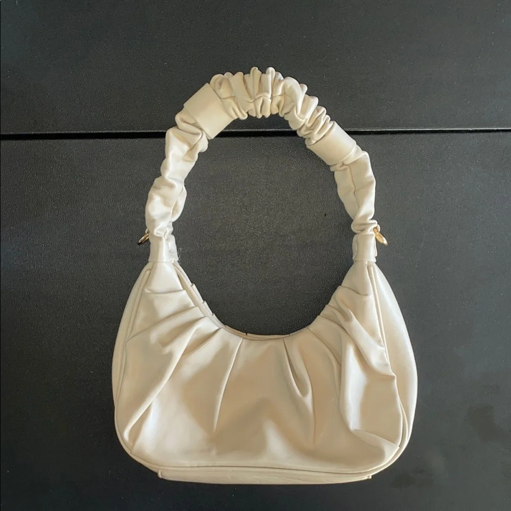 Source Unknown Cream Hobo Bag with Ruched Design - Picture 1 of 5